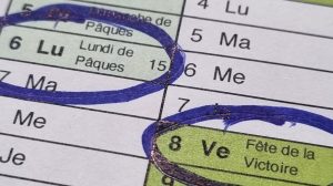 Suppression de deux jours fériés : Travailler encore plus pour gagner moins
