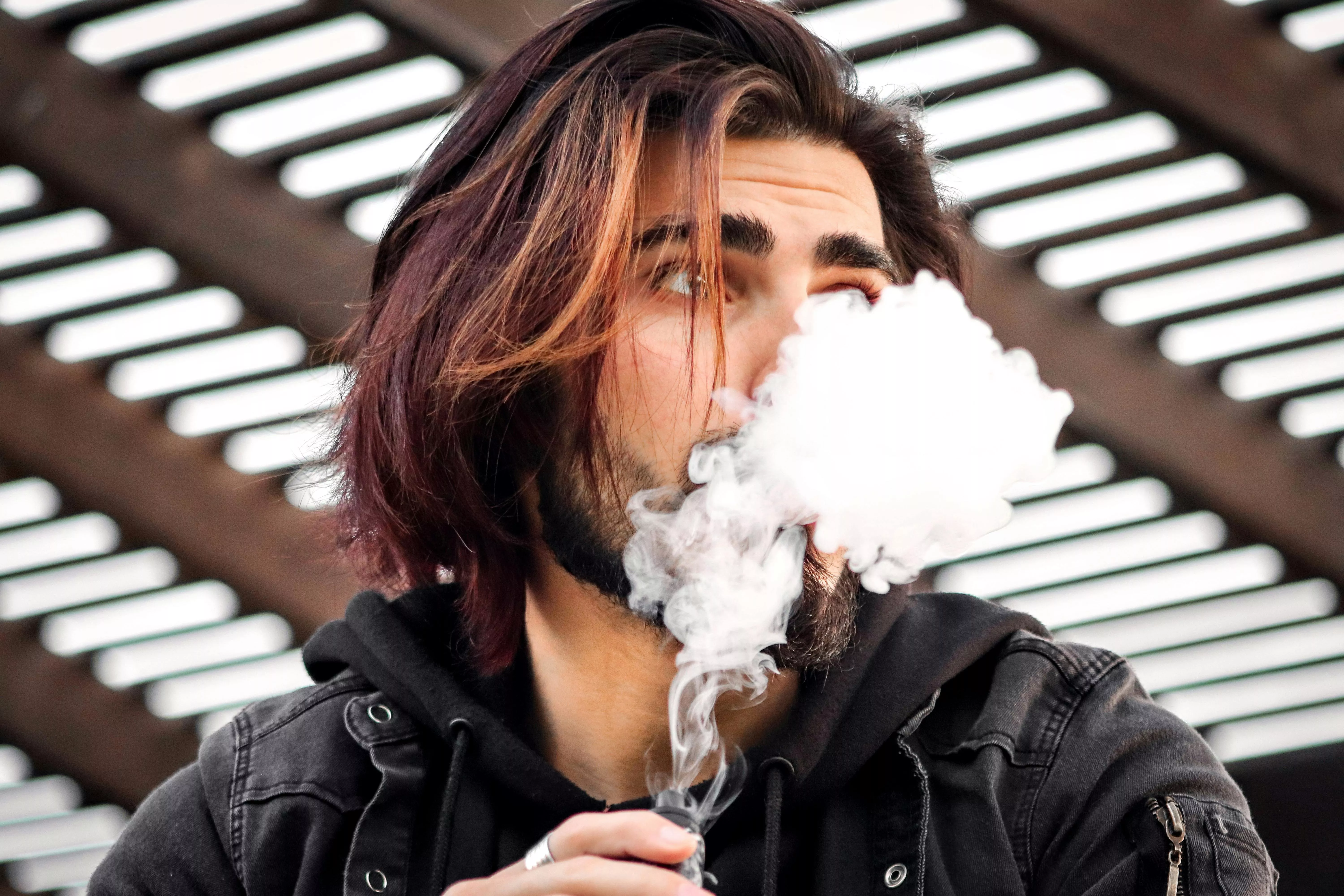 Chicha sans tabac : découvrez une vapeur intense et savoureuse